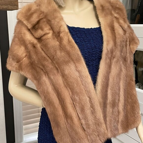 Women Beautiful Authentic Blonde MINK Fur Shawl Wrap - Picture 2 of 6